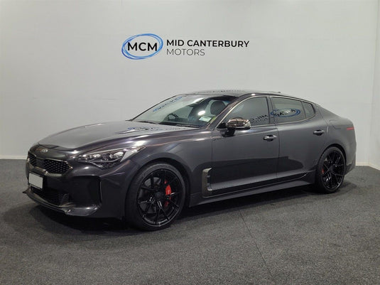 Kia Stinger GT (2017) on BGW Ritz