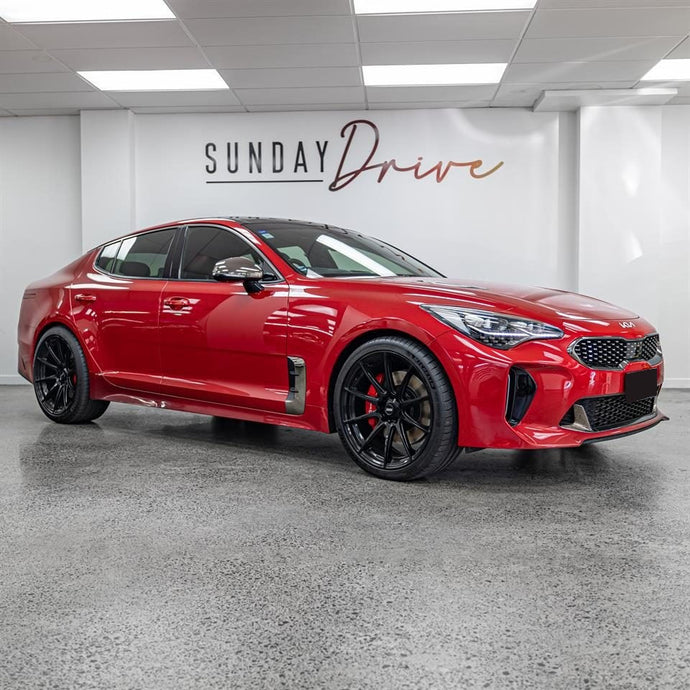 Kia Stinger GT (2018) on BGW Circuit