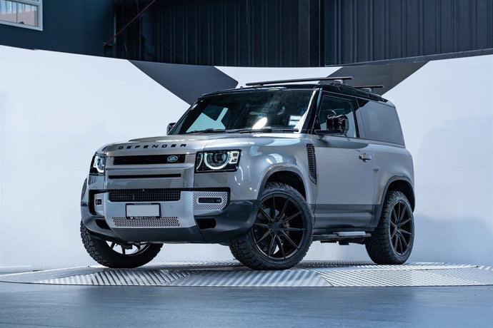 Land Rover Defender (2022) on Covert CV6