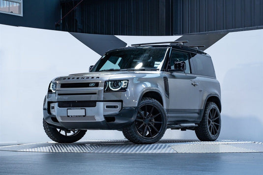 Land Rover Defender (2022) on Covert CV6