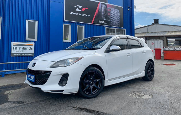 Mazda 3 on BGW JD-7