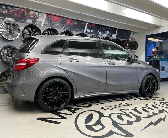 Mercedes B Class on Touren TR75