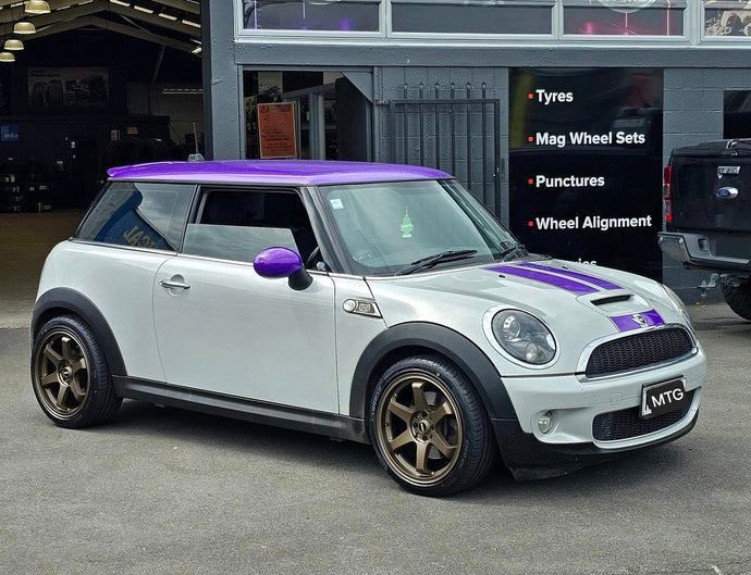 Mini Cooper on BGW JD-R