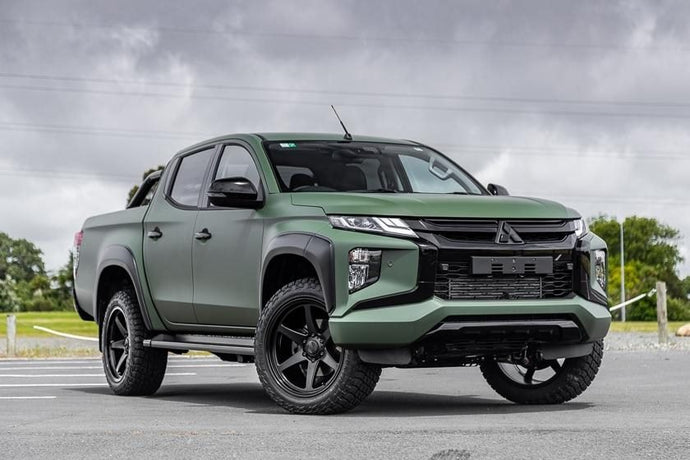Mitsubishi Triton (2020) on BGW Escobar