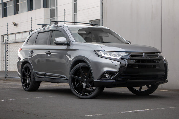 Mitsubishi Outlander (2017) on BGW Mansell