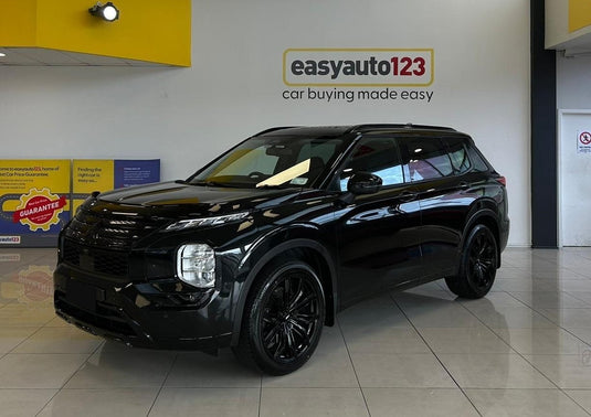 Mitsubishi Outlander (2022) on BGW Black Widow