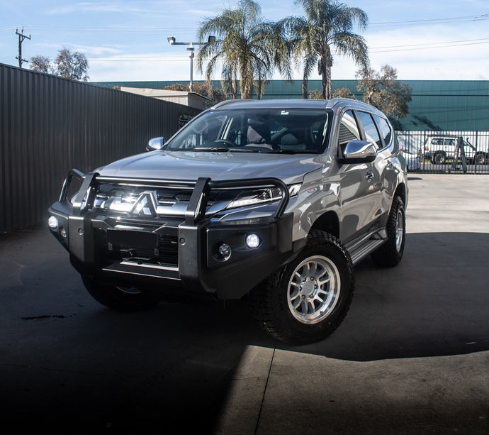 Mitsubishi Pajero (2024) on ROH Arc