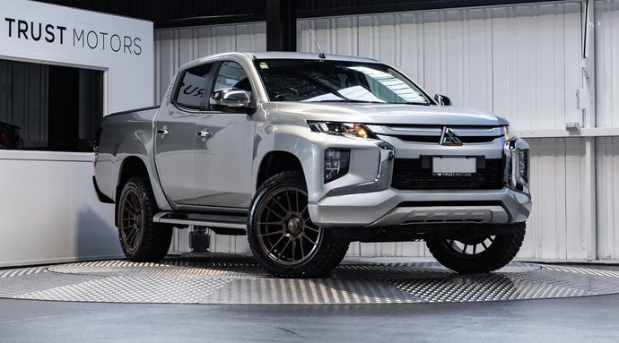 Mitsubishi Triton (2021) on BGW Shadow Bronze