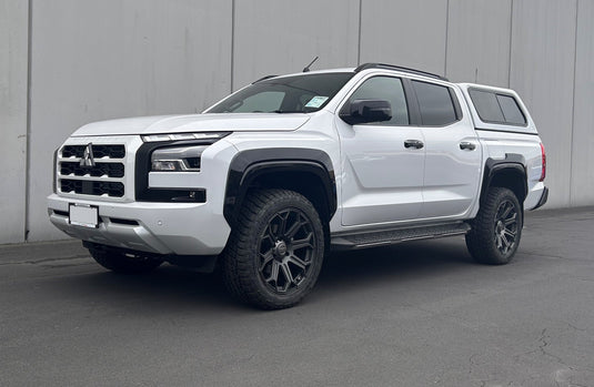 Mitsubishi Triton VRX (2024) on BGW Siege