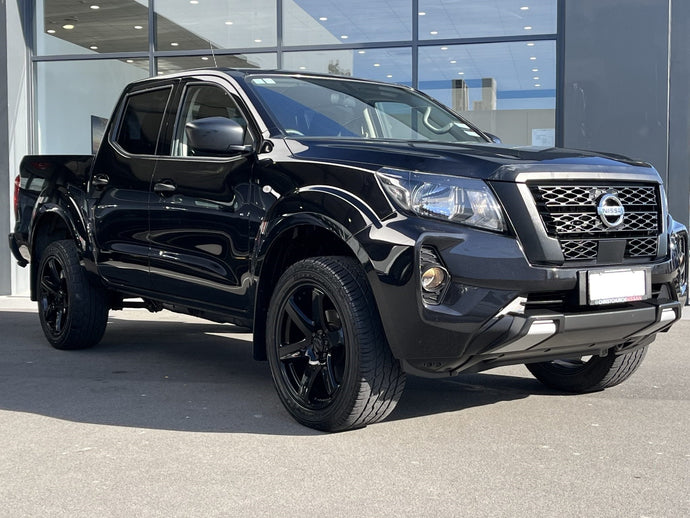 Nissan Navara (2021) on BGW Beast