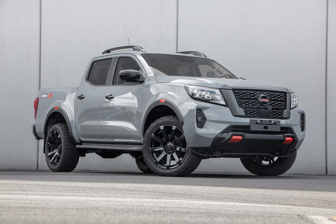 Nissan Navara PRO 4X (2025) on Covert RV3