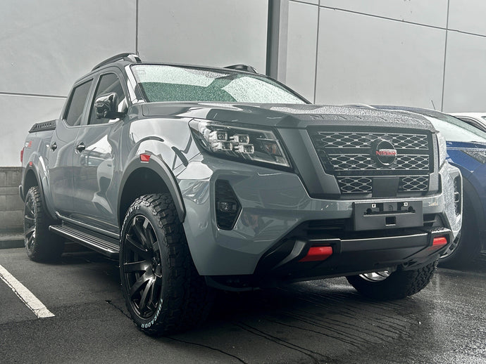 Nissan Navara Pro-4X (2025) on Covert RV3