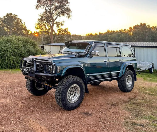 Nissan Patrol Y60/GQ (1997) on ROH Assault