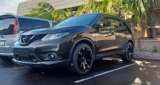 Nissan X-Trail on Covert RV3