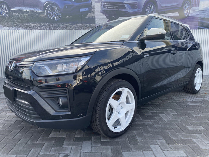 Ssangyong Tivoli (2021) on BGW R5