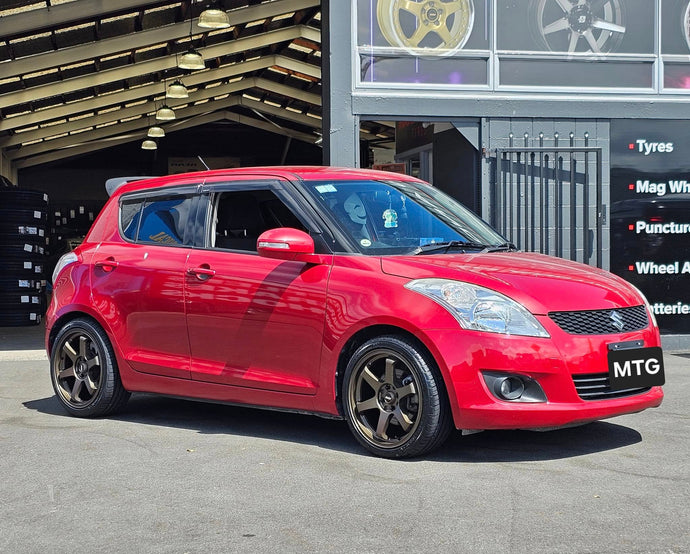 Suzuki Swift on BGW JD-R