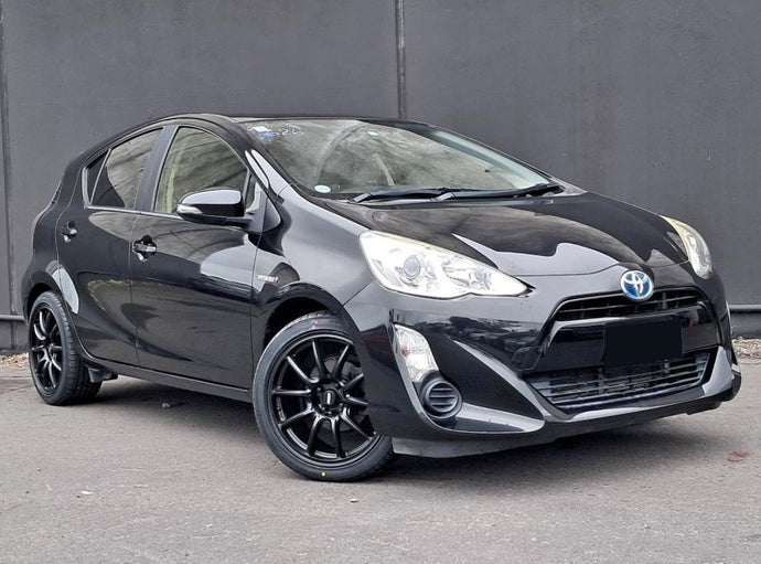 Toyota Aqua (2015) on BGW Suzuka
