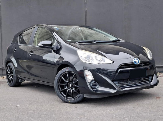 Toyota Aqua (2015) on BGW Suzuka