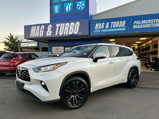 Toyota Highlander (2021) on Covert RV4