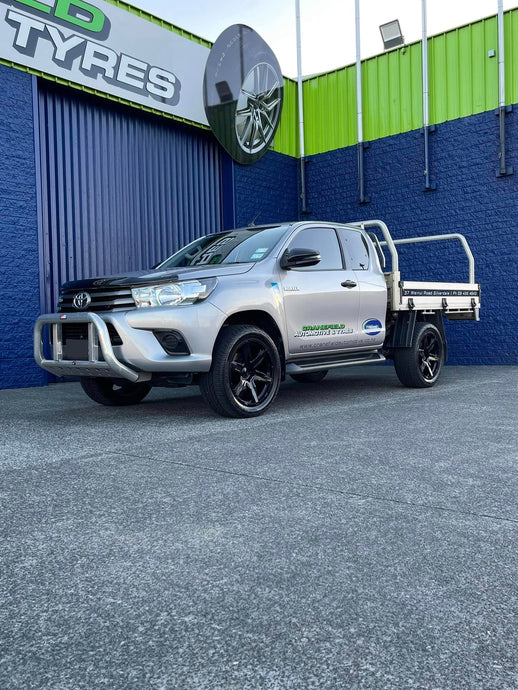 Toyota Hilux (2018) on BGW Legend
