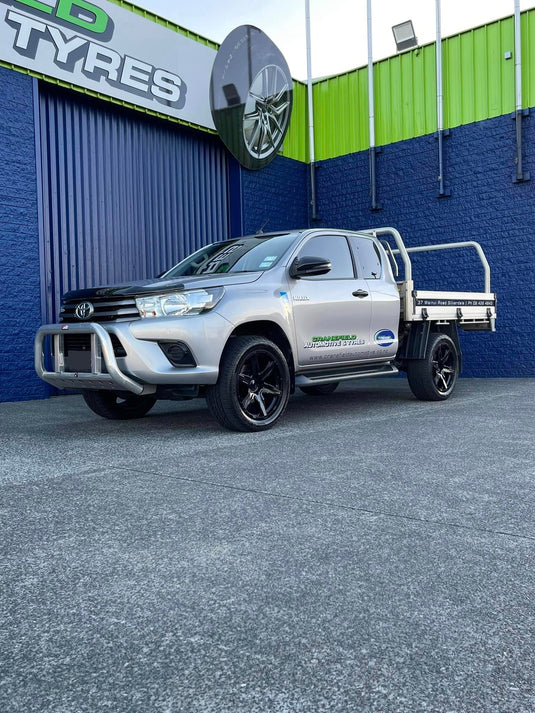 Toyota Hilux (2018) on BGW Legend