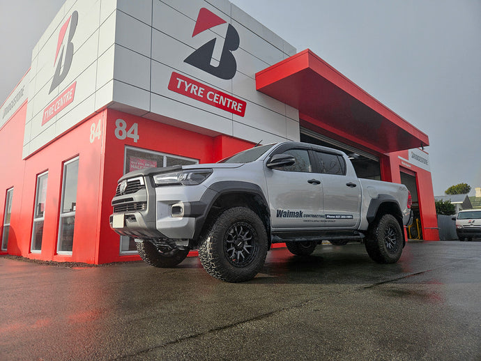 Toyota Hilux SR5 Cruiser (2024) on ROH Raid