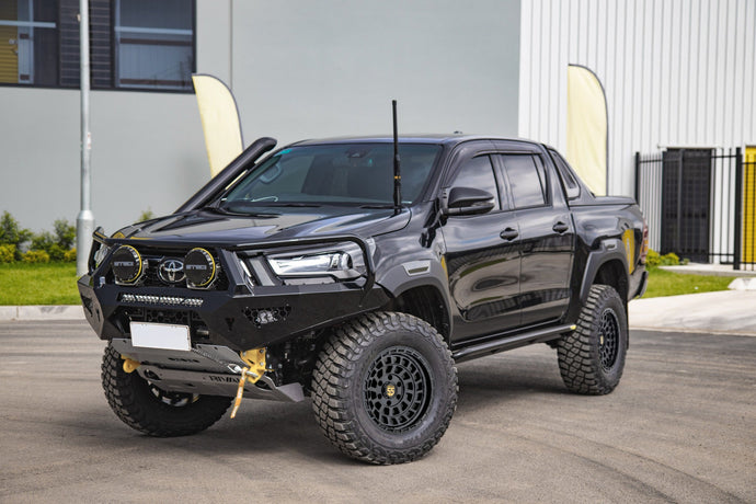 Toyota Hilux on Double Five DB-3