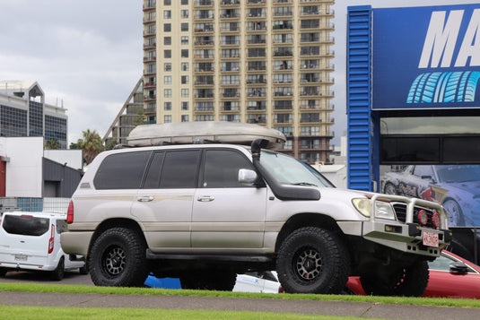 Toyota Land Cruiser 100 Series (2003) on ROH Assault