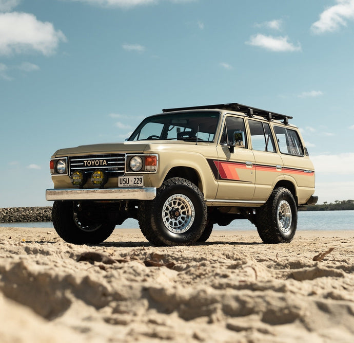 Toyota Land Cruiser 60 Series (1983) on ROH Assault
