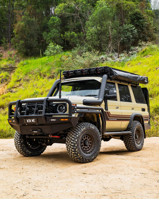 Toyota Land Cruiser 76 Series on ROH Assault