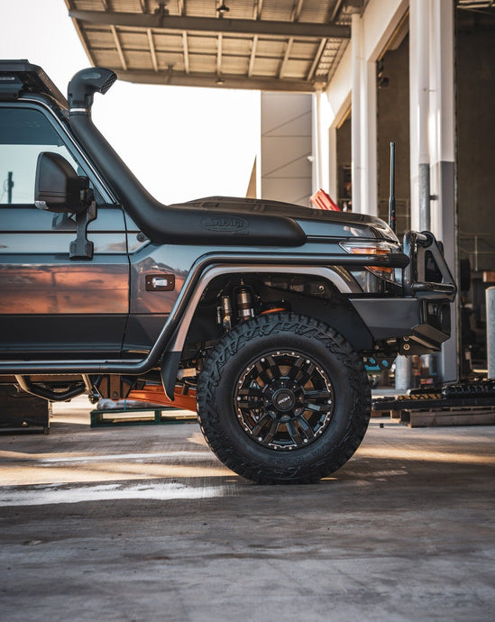 Toyota Land Cruiser 79 Series on ROH Vapour