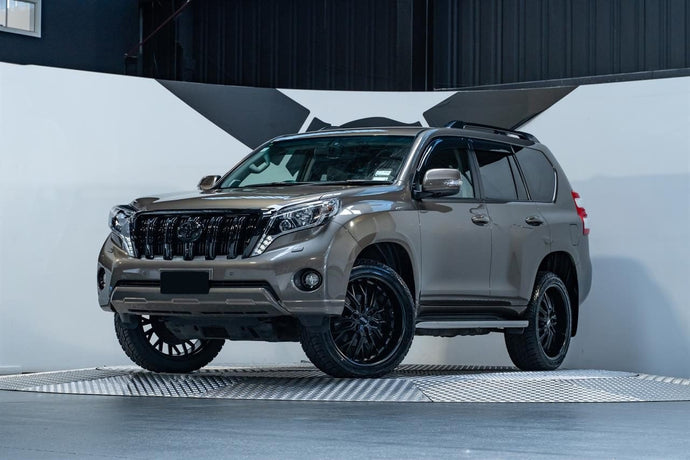 Toyota Land Cruiser Prado (2014) on BGW Insurgent