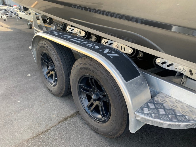 Boat Trailer on ION 20