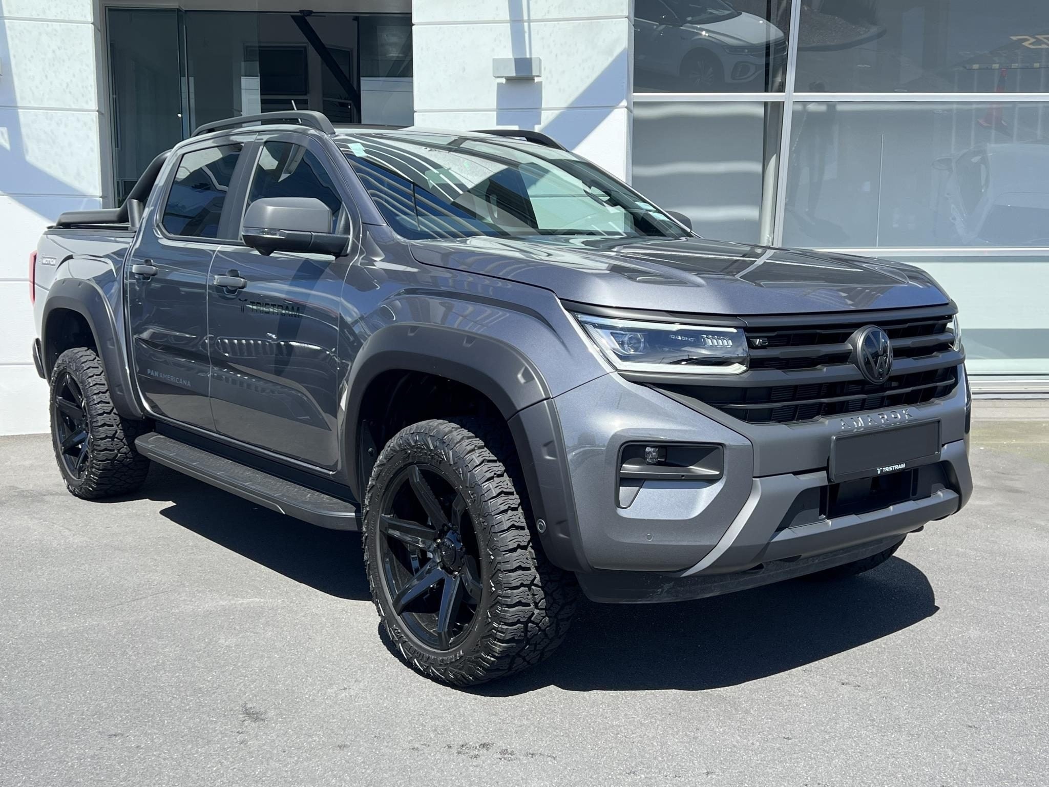 VW Amarok (2023) on Covert RV2 – BG Marketing