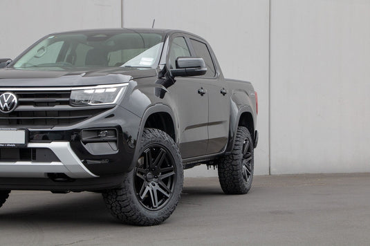 VOLKSWAGEN AMAROK VW Amarok on BGW Capone