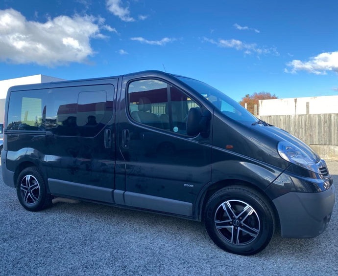 Vauxhall Vivaro (2014) on MAK King 5