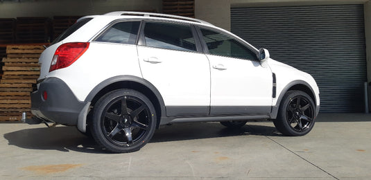 HOLDEN CAPTIVA / EQUINOX Holden Captiva on BGW Cartel