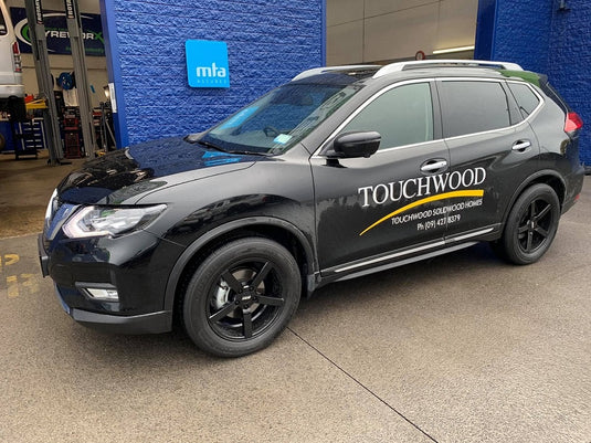 NISSAN X-TRAIL Nissan X Trail on BGW Torque