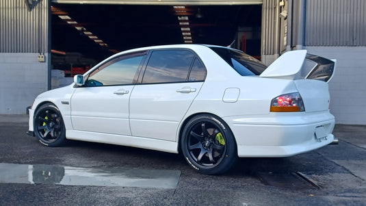 MITSUBISHI LANCER / EVO Mitsubishi EVO 8 on BGW Mayhem