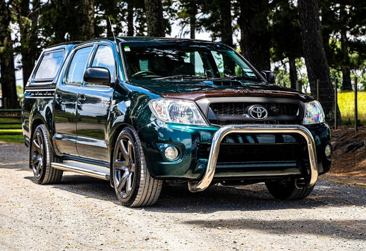 TOYOTA HILUX 2WD (5 STUD) Toyota Hilux 2WD (2009) on 20 inch BGW Beast