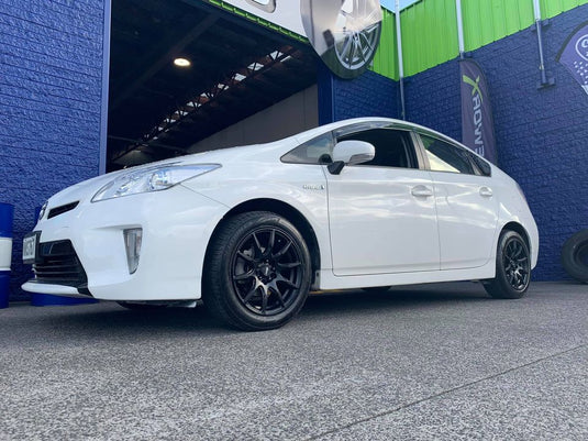 TOYOTA PRIUS Toyota Prius on BGW Ratchet
