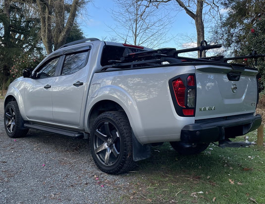 NISSAN NAVARA Nissan Navara STX (2021) on 20