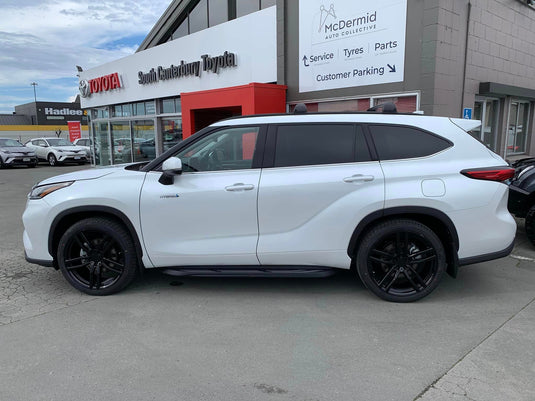 TOYOTA HIGHLANDER Toyota Highlander (2022) on 22