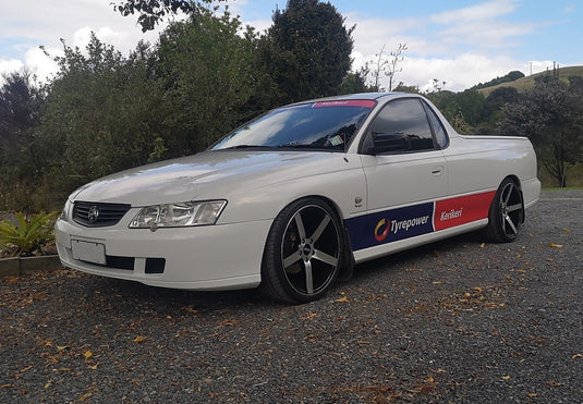 HOLDEN COMMODORE VB-VZ Holden Commodore VY on BGW Torque