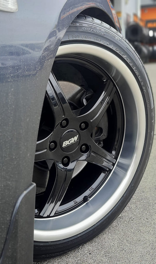 NISSAN SKYLINE Nissan Skyline 250GT (2007) on 19