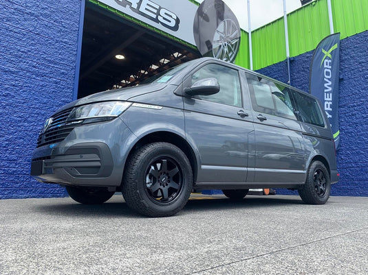 VOLKSWAGEN TRANSPORTER VW Multivan on 17 inch ROH Torque