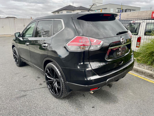 NISSAN X-TRAIL Nissan X-Trail on 22