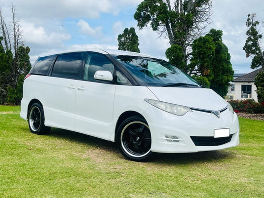 TOYOTA ESTIMA / PREVIA Toyota Estima on BGW Rampage