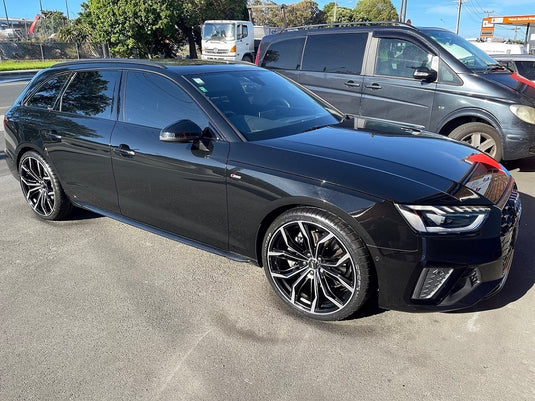 AUDI A4 / S4 Audi A4 wagon (2020) on 20 inch BGW Black Widow