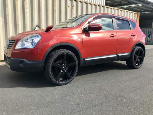 NISSAN QASHQAI / DUALIS Nissan Dualis on BGW Torque